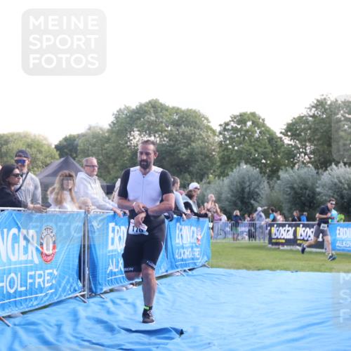 25.08.2024 - Elbe Triathlon Hamburg H.Heesch http://msf.ph/oto/6858445 25.08.2024 10:56:34 Ziel 170 meine-sportfotos.de