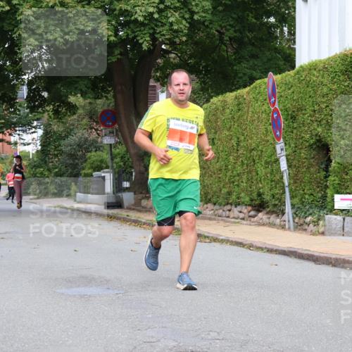 25.08.2024 - 20. Blankeneser Heldenlauf Strokosch-Dieckow http://msf.ph/oto/6858457 25.08.2024 09:51:52 Ziel 289 meine-sportfotos.de