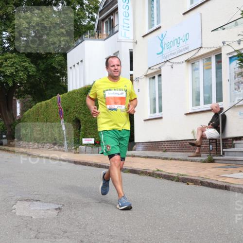 25.08.2024 - 20. Blankeneser Heldenlauf Strokosch-Dieckow http://msf.ph/oto/6858474 25.08.2024 09:51:54 Ziel 260, 261, 289 meine-sportfotos.de