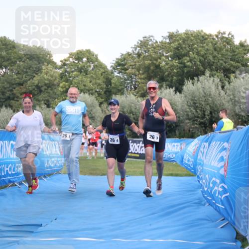 25.08.2024 - Elbe Triathlon Hamburg H.Heesch http://msf.ph/oto/6858488 25.08.2024 16:26:07 Ziel  meine-sportfotos.de