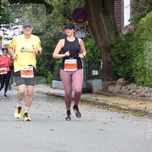 25.08.2024 - 20. Blankeneser Heldenlauf Strokosch-Dieckow http://msf.ph/oto/6858496 25.08.2024 09:52:00 Ziel 203, 260, 261, 289 meine-sportfotos.de