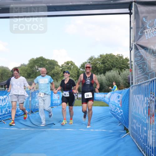 25.08.2024 - Elbe Triathlon Hamburg H.Heesch http://msf.ph/oto/6858506 25.08.2024 16:26:08 Ziel  meine-sportfotos.de