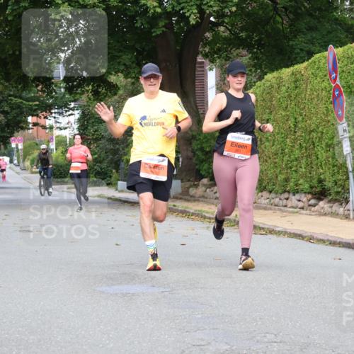 25.08.2024 - 20. Blankeneser Heldenlauf Strokosch-Dieckow http://msf.ph/oto/6858519 25.08.2024 09:52:02 Ziel 203, 260, 261 meine-sportfotos.de