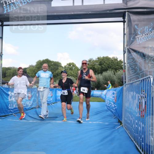 25.08.2024 - Elbe Triathlon Hamburg H.Heesch http://msf.ph/oto/6858526 25.08.2024 16:26:08 Ziel  meine-sportfotos.de