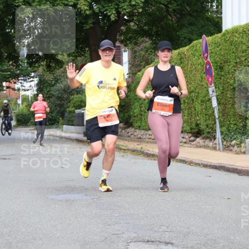 25.08.2024 - 20. Blankeneser Heldenlauf Strokosch-Dieckow http://msf.ph/oto/6858527 25.08.2024 09:52:02 Ziel 203, 260, 261 meine-sportfotos.de