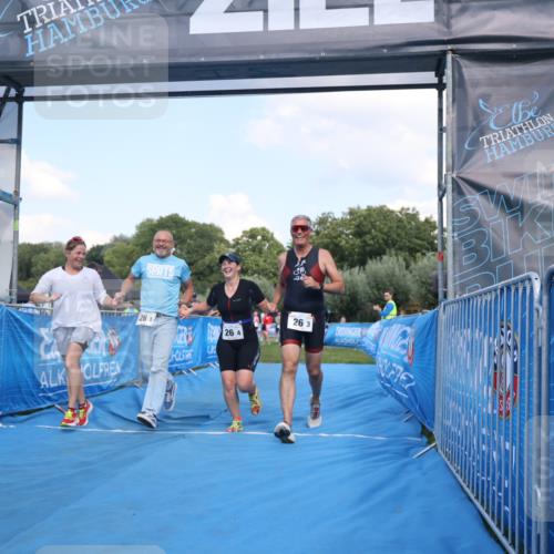 25.08.2024 - Elbe Triathlon Hamburg H.Heesch http://msf.ph/oto/6858530 25.08.2024 16:26:08 Ziel  meine-sportfotos.de