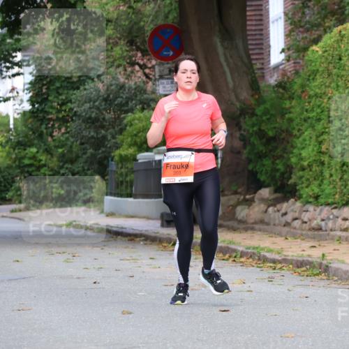 25.08.2024 - 20. Blankeneser Heldenlauf Strokosch-Dieckow http://msf.ph/oto/6858566 25.08.2024 09:52:06 Ziel 203, 260, 261 meine-sportfotos.de