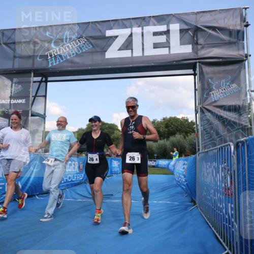25.08.2024 - Elbe Triathlon Hamburg H.Heesch http://msf.ph/oto/6858572 25.08.2024 16:26:09 Ziel  meine-sportfotos.de