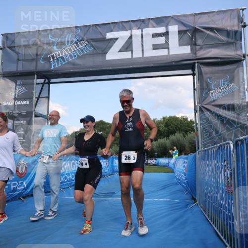 25.08.2024 - Elbe Triathlon Hamburg H.Heesch http://msf.ph/oto/6858590 25.08.2024 16:26:09 Ziel  meine-sportfotos.de