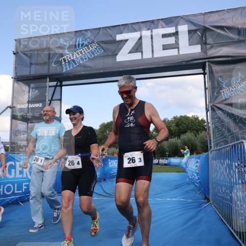 25.08.2024 - Elbe Triathlon Hamburg H.Heesch http://msf.ph/oto/6858622 25.08.2024 16:26:09 Ziel  meine-sportfotos.de