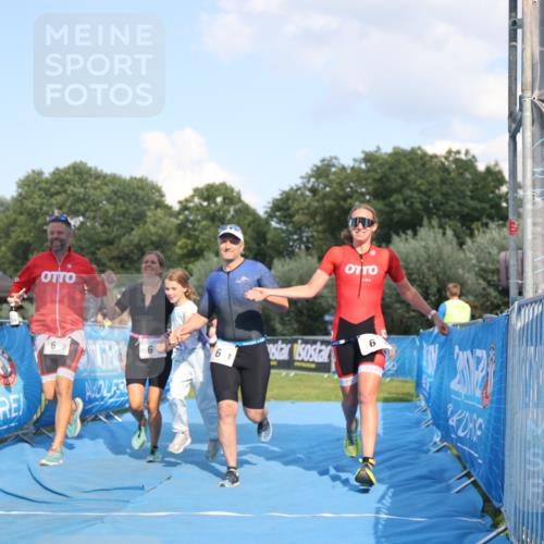 25.08.2024 - Elbe Triathlon Hamburg H.Heesch http://msf.ph/oto/6858628 25.08.2024 16:26:27 Ziel  meine-sportfotos.de