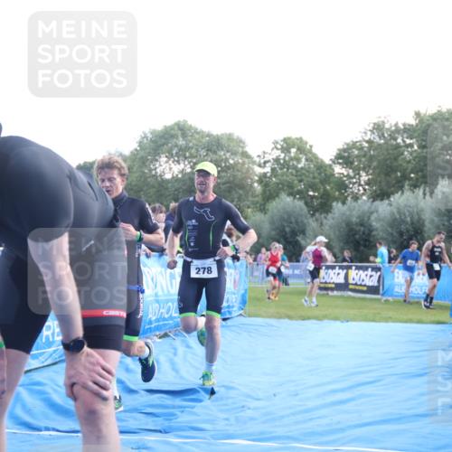 25.08.2024 - Elbe Triathlon Hamburg H.Heesch http://msf.ph/oto/6858664 25.08.2024 10:57:00 Ziel 127, 200, 252, 278, 309 meine-sportfotos.de