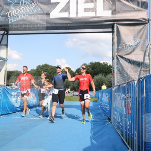 25.08.2024 - Elbe Triathlon Hamburg H.Heesch http://msf.ph/oto/6858682 25.08.2024 16:26:27 Ziel  meine-sportfotos.de