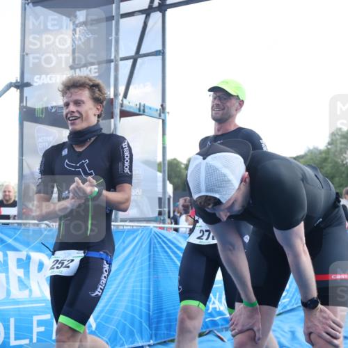 25.08.2024 - Elbe Triathlon Hamburg H.Heesch http://msf.ph/oto/6858688 25.08.2024 10:57:01 Ziel 127, 200, 252, 278, 309 meine-sportfotos.de