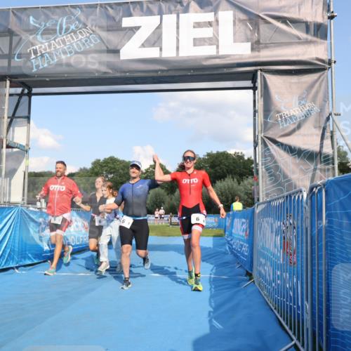 25.08.2024 - Elbe Triathlon Hamburg H.Heesch http://msf.ph/oto/6858691 25.08.2024 16:26:27 Ziel  meine-sportfotos.de