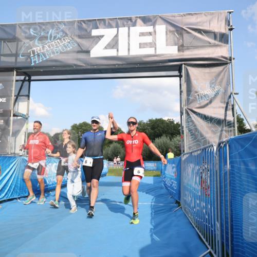 25.08.2024 - Elbe Triathlon Hamburg H.Heesch http://msf.ph/oto/6858708 25.08.2024 16:26:28 Ziel  meine-sportfotos.de