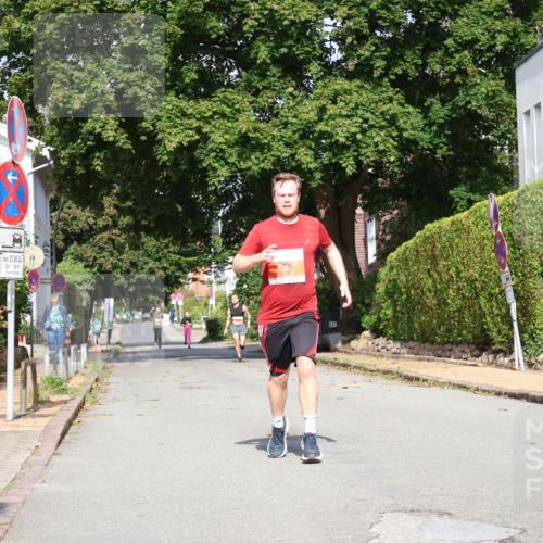 25.08.2024 - 20. Blankeneser Heldenlauf Strokosch-Dieckow http://msf.ph/oto/6858719 25.08.2024 09:52:38 Ziel 183, 224, 248, 263, 267 meine-sportfotos.de