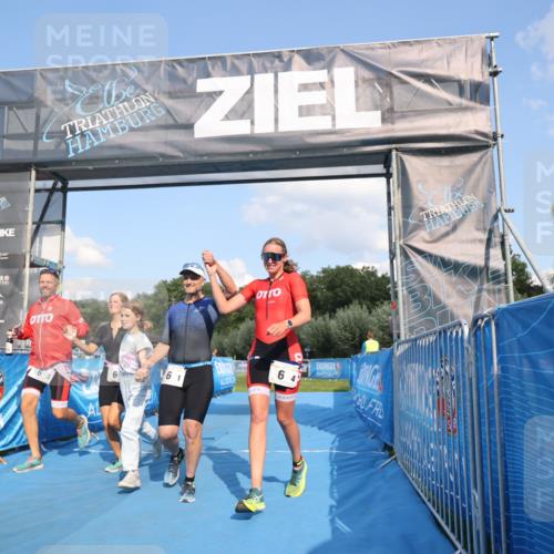 25.08.2024 - Elbe Triathlon Hamburg H.Heesch http://msf.ph/oto/6858723 25.08.2024 16:26:28 Ziel  meine-sportfotos.de