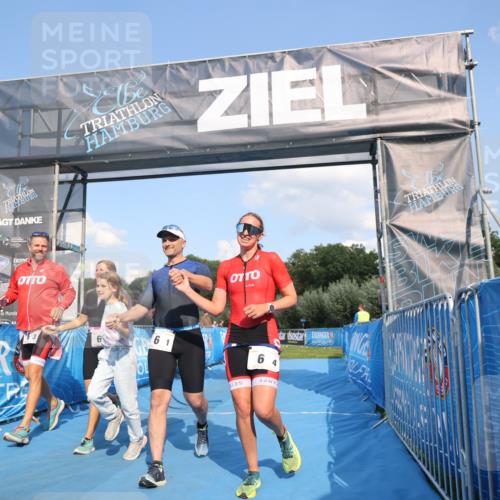 25.08.2024 - Elbe Triathlon Hamburg H.Heesch http://msf.ph/oto/6858744 25.08.2024 16:26:28 Ziel  meine-sportfotos.de