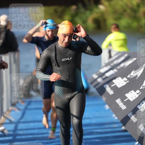 25.08.2024 - Elbe Triathlon Hamburg H.Heesch http://msf.ph/oto/6858748 25.08.2024 09:09:38 Schwimmen 199, 200, 213, 246, 267, 327, 328, 339 meine-sportfotos.de