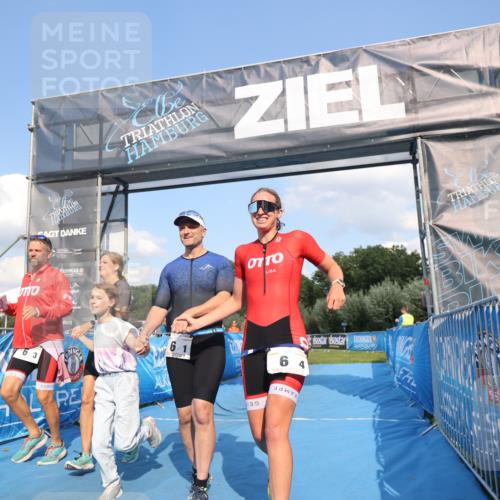 25.08.2024 - Elbe Triathlon Hamburg H.Heesch http://msf.ph/oto/6858763 25.08.2024 16:26:28 Ziel  meine-sportfotos.de