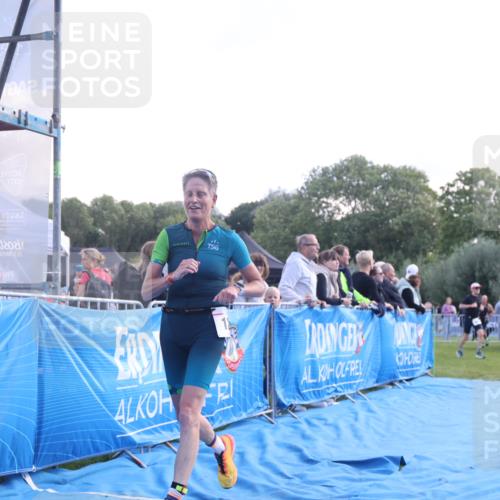 25.08.2024 - Elbe Triathlon Hamburg H.Heesch http://msf.ph/oto/6858770 25.08.2024 10:57:06 Ziel 127, 156, 200, 252, 278 meine-sportfotos.de