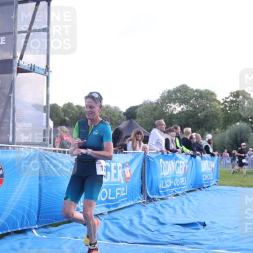 25.08.2024 - Elbe Triathlon Hamburg H.Heesch http://msf.ph/oto/6858785 25.08.2024 10:57:06 Ziel 127, 156, 200, 252, 278 meine-sportfotos.de