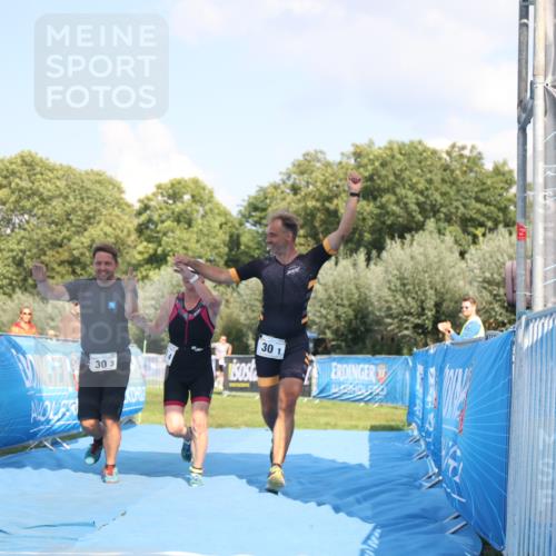 25.08.2024 - Elbe Triathlon Hamburg H.Heesch http://msf.ph/oto/6858797 25.08.2024 16:26:49 Ziel  meine-sportfotos.de