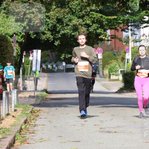 25.08.2024 - 20. Blankeneser Heldenlauf Strokosch-Dieckow http://msf.ph/oto/6858818 25.08.2024 09:52:50 Ziel 225, 226 meine-sportfotos.de