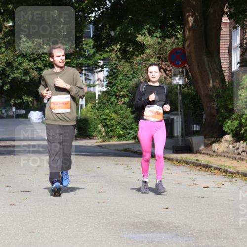 25.08.2024 - 20. Blankeneser Heldenlauf Strokosch-Dieckow http://msf.ph/oto/6858835 25.08.2024 09:52:54 Ziel 225, 226 meine-sportfotos.de