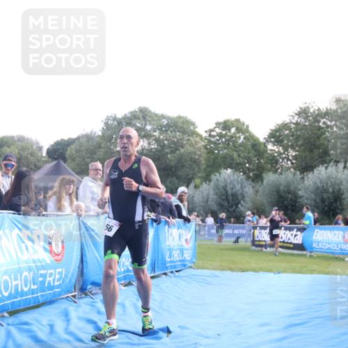 25.08.2024 - Elbe Triathlon Hamburg H.Heesch http://msf.ph/oto/6858840 25.08.2024 10:57:13 Ziel 127, 156 meine-sportfotos.de