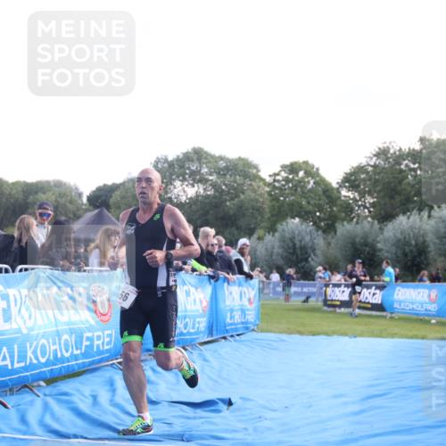25.08.2024 - Elbe Triathlon Hamburg H.Heesch http://msf.ph/oto/6858850 25.08.2024 10:57:13 Ziel 127, 156 meine-sportfotos.de