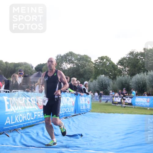 25.08.2024 - Elbe Triathlon Hamburg H.Heesch http://msf.ph/oto/6858854 25.08.2024 10:57:14 Ziel 156 meine-sportfotos.de