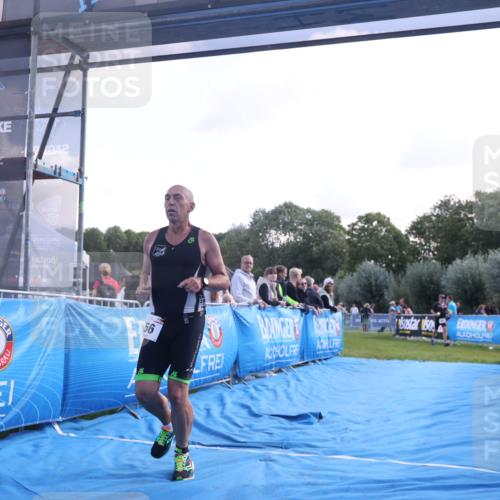 25.08.2024 - Elbe Triathlon Hamburg H.Heesch http://msf.ph/oto/6858879 25.08.2024 10:57:14 Ziel 156 meine-sportfotos.de
