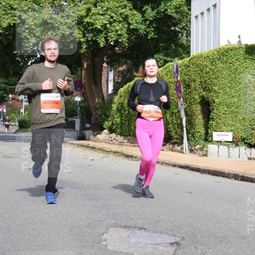 25.08.2024 - 20. Blankeneser Heldenlauf Strokosch-Dieckow http://msf.ph/oto/6858880 25.08.2024 09:52:56 Ziel 225, 226 meine-sportfotos.de