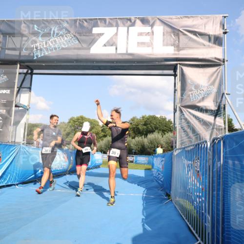 25.08.2024 - Elbe Triathlon Hamburg H.Heesch http://msf.ph/oto/6858893 25.08.2024 16:26:50 Ziel  meine-sportfotos.de