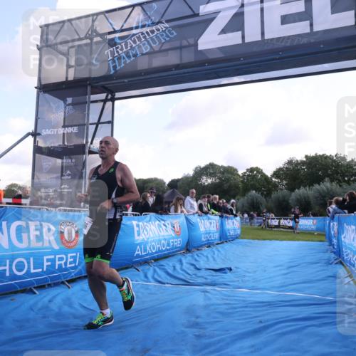 25.08.2024 - Elbe Triathlon Hamburg H.Heesch http://msf.ph/oto/6858899 25.08.2024 10:57:14 Ziel 156 meine-sportfotos.de