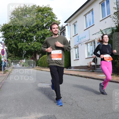 25.08.2024 - 20. Blankeneser Heldenlauf Strokosch-Dieckow http://msf.ph/oto/6858933 25.08.2024 09:52:58 Ziel 225, 226 meine-sportfotos.de