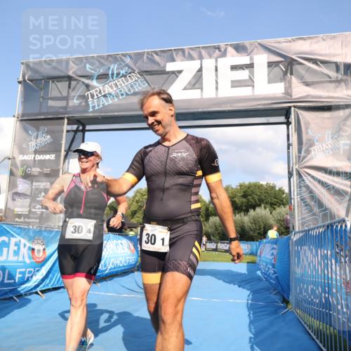 25.08.2024 - Elbe Triathlon Hamburg H.Heesch http://msf.ph/oto/6858974 25.08.2024 16:26:52 Ziel  meine-sportfotos.de