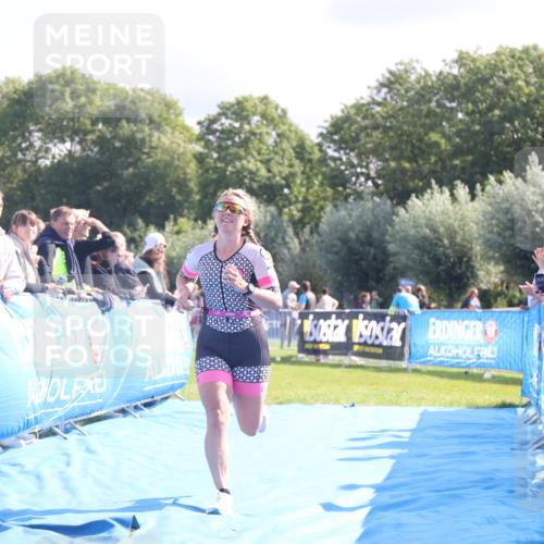 25.08.2024 - Elbe Triathlon Hamburg H.Heesch http://msf.ph/oto/6858992 25.08.2024 10:57:43 Ziel 108, 244 meine-sportfotos.de