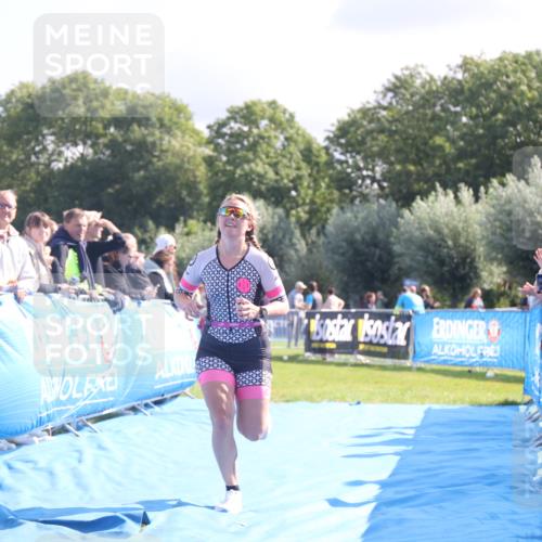 25.08.2024 - Elbe Triathlon Hamburg H.Heesch http://msf.ph/oto/6858998 25.08.2024 10:57:43 Ziel 108, 244 meine-sportfotos.de