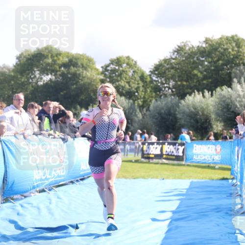 25.08.2024 - Elbe Triathlon Hamburg H.Heesch http://msf.ph/oto/6859013 25.08.2024 10:57:44 Ziel 108, 244 meine-sportfotos.de