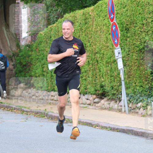 25.08.2024 - 20. Blankeneser Heldenlauf Strokosch-Dieckow http://msf.ph/oto/6859030 25.08.2024 09:54:05 Ziel 116, 229, 230 meine-sportfotos.de