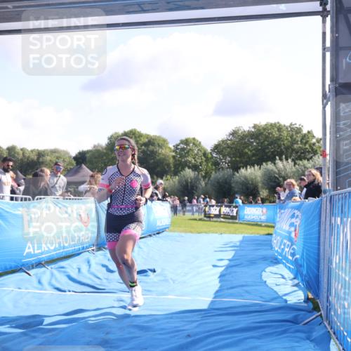 25.08.2024 - Elbe Triathlon Hamburg H.Heesch http://msf.ph/oto/6859053 25.08.2024 10:57:44 Ziel 108, 244 meine-sportfotos.de
