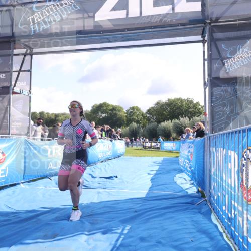 25.08.2024 - Elbe Triathlon Hamburg H.Heesch http://msf.ph/oto/6859072 25.08.2024 10:57:44 Ziel 108, 244 meine-sportfotos.de