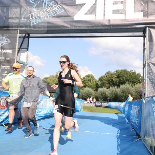 25.08.2024 - Elbe Triathlon Hamburg H.Heesch http://msf.ph/oto/6859073 25.08.2024 16:27:22 Ziel  meine-sportfotos.de