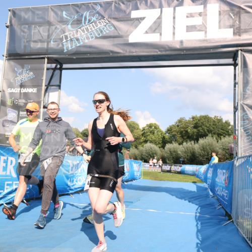 25.08.2024 - Elbe Triathlon Hamburg H.Heesch http://msf.ph/oto/6859080 25.08.2024 16:27:22 Ziel  meine-sportfotos.de