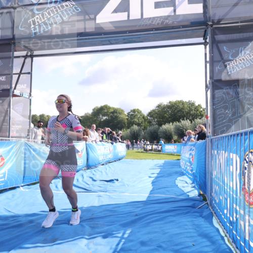 25.08.2024 - Elbe Triathlon Hamburg H.Heesch http://msf.ph/oto/6859081 25.08.2024 10:57:45 Ziel 108, 244 meine-sportfotos.de