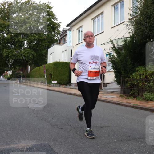 25.08.2024 - 20. Blankeneser Heldenlauf Strokosch-Dieckow http://msf.ph/oto/6859132 25.08.2024 09:54:11 Ziel 116, 229, 230 meine-sportfotos.de