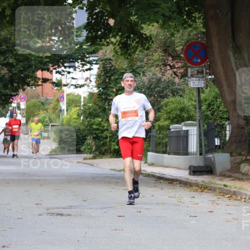 25.08.2024 - 20. Blankeneser Heldenlauf Strokosch-Dieckow http://msf.ph/oto/6859149 25.08.2024 09:54:52 Ziel 107 meine-sportfotos.de